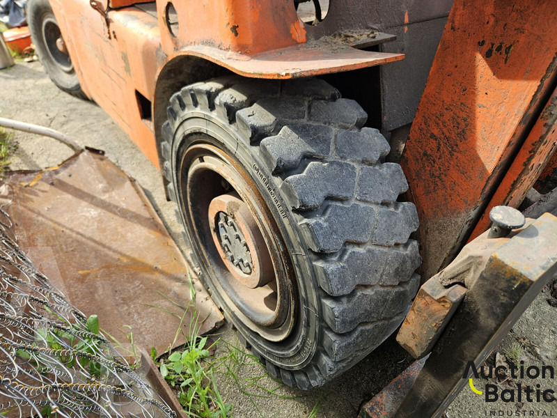 Forklift FORKLIFT: picture 17