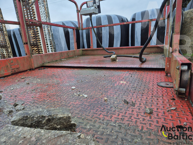 Scissor lift Haulotte H 12 SX: picture 6