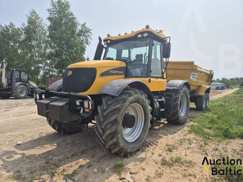 JCB Fastrac 3220 - Farm tractor: picture 1 JCB Fastrac 3220 - Farm tractor: picture 1