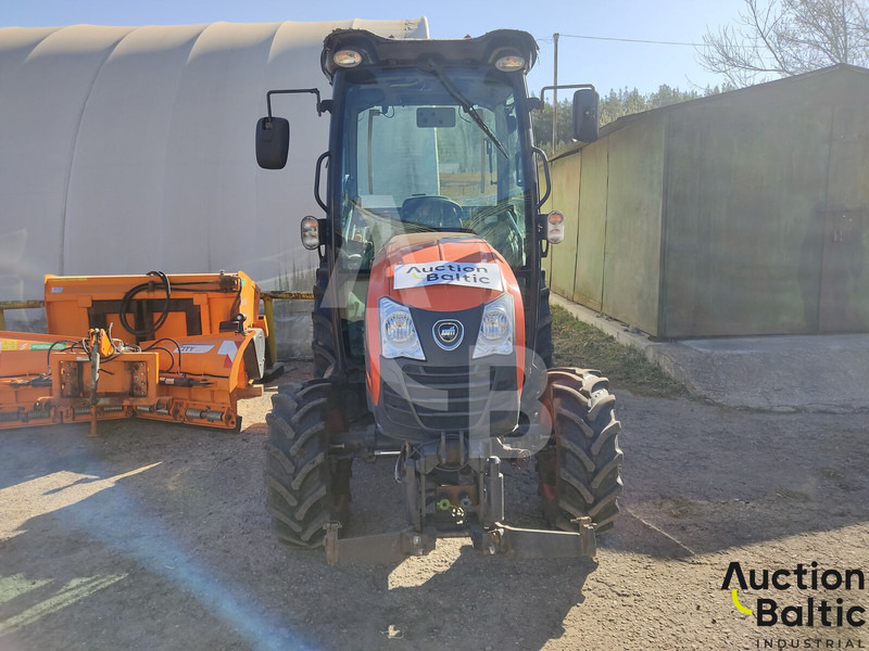 KIOTI CK 4030 - Farm tractor: picture 4 KIOTI CK 4030 - Farm tractor: picture 4