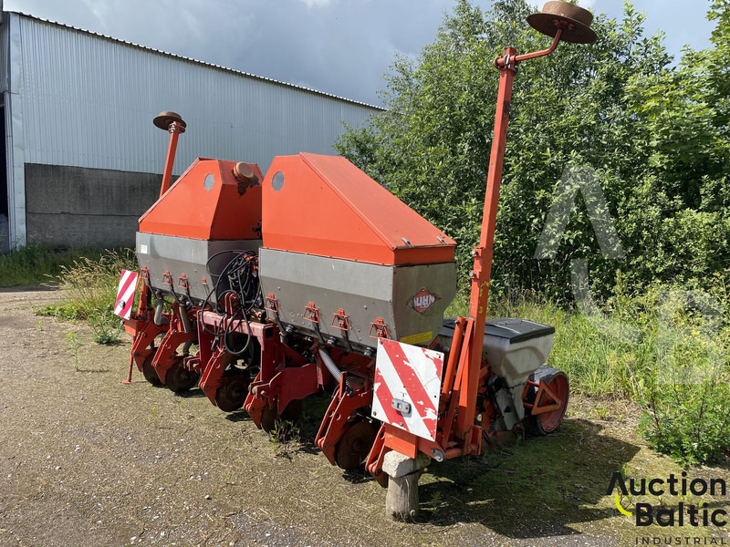 Kuhn Planter 2 - Precision sowing machine: picture 2 Kuhn Planter 2 - Precision sowing machine: picture 2