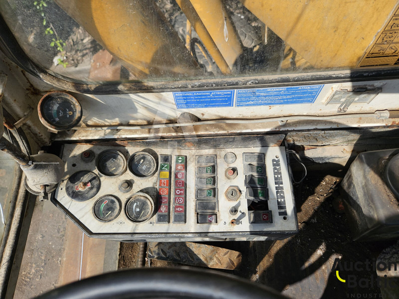 Wheel excavator Liebherr A 900 C: picture 8