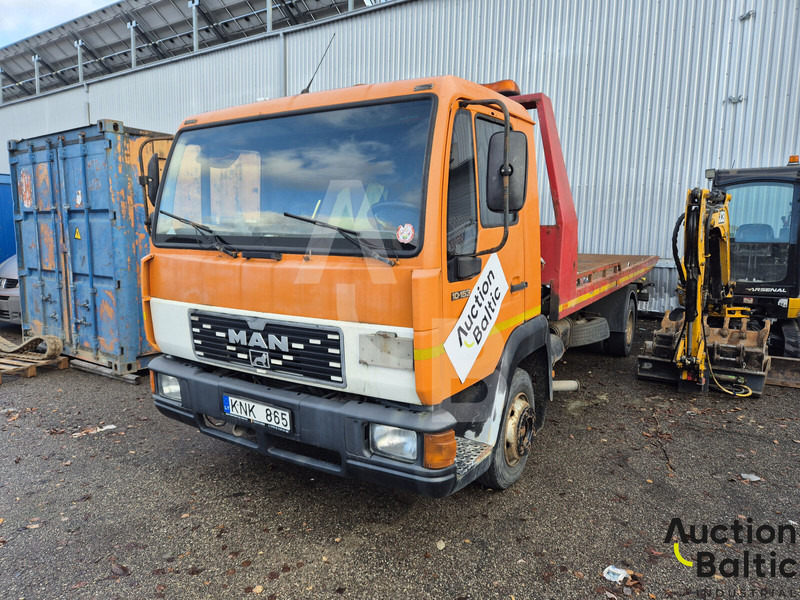 MAN 10.153 - Tow truck: picture 2 MAN 10.153 - Tow truck: picture 2