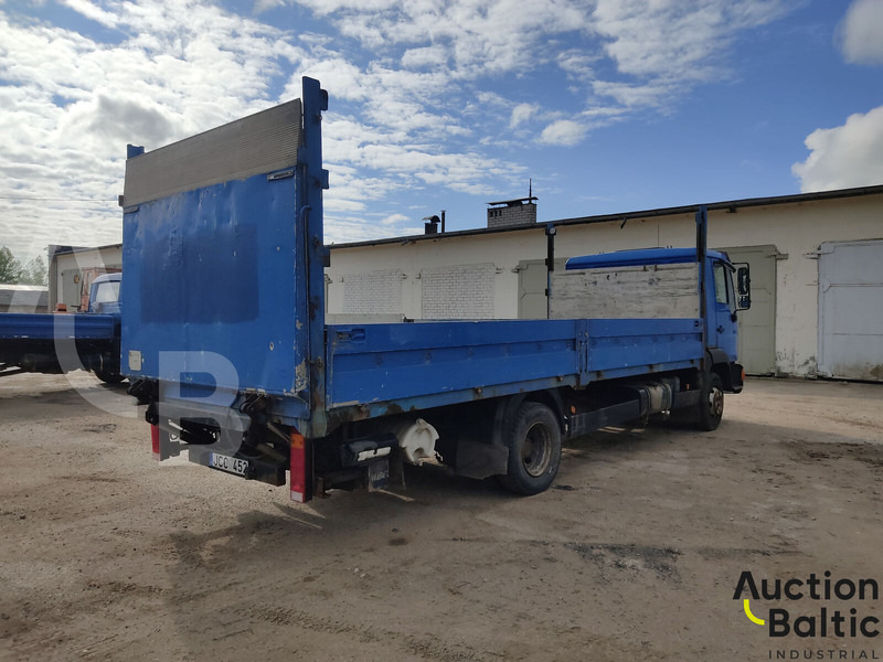 MAN L2000 - Dropside/ Flatbed truck: picture 3 MAN L2000 - Dropside/ Flatbed truck: picture 3