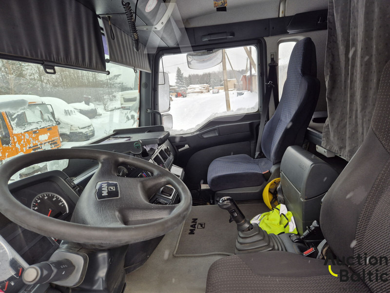 Tipper MAN TGA26.430: picture 6