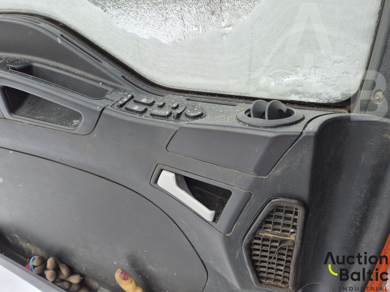 Tipper MAN TGA26.430: picture 15