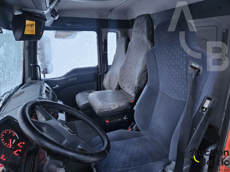 MAN TGA28.310 - Garbage truck: picture 5 MAN TGA28.310 - Garbage truck: picture 5