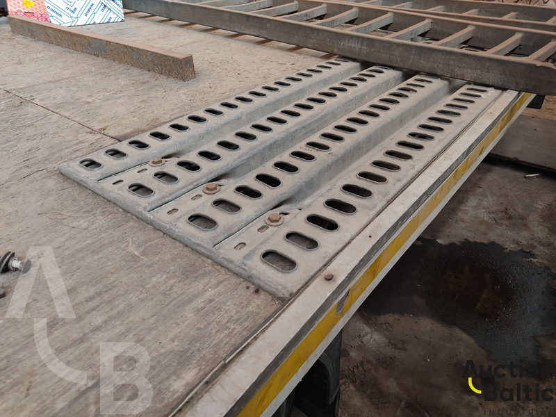 Dropside/ Flatbed truck MAN TGL 8.220 4X2 BL: picture 12