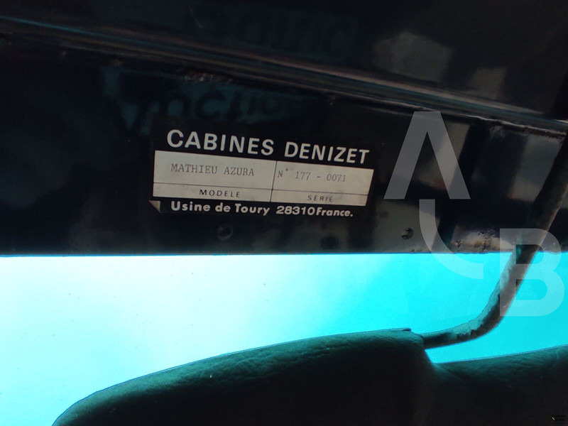 Road sweeper Mathieu Azura: picture 12