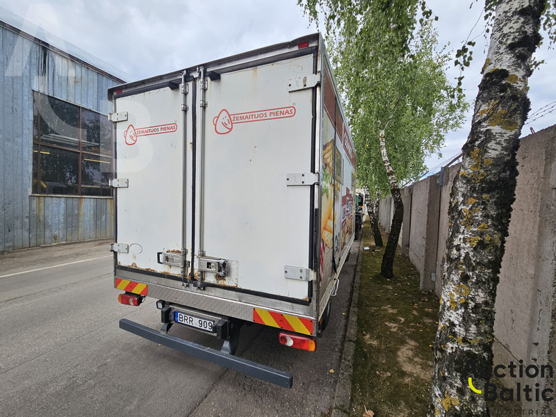 Mercedes-Benz 1018 - Refrigerator truck: picture 4 Mercedes-Benz 1018 - Refrigerator truck: picture 4