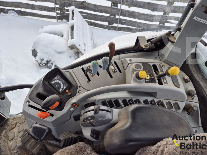 New Holland T 6020 - Farm tractor: picture 5 New Holland T 6020 - Farm tractor: picture 5