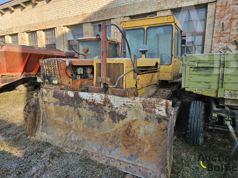 Onbekend DT-75 - Tracked tractor: picture 2 Onbekend DT-75 - Tracked tractor: picture 2