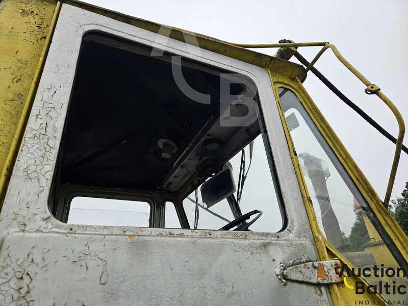 Farm tractor T-157K: picture 11 Farm tractor T-157K: picture 11