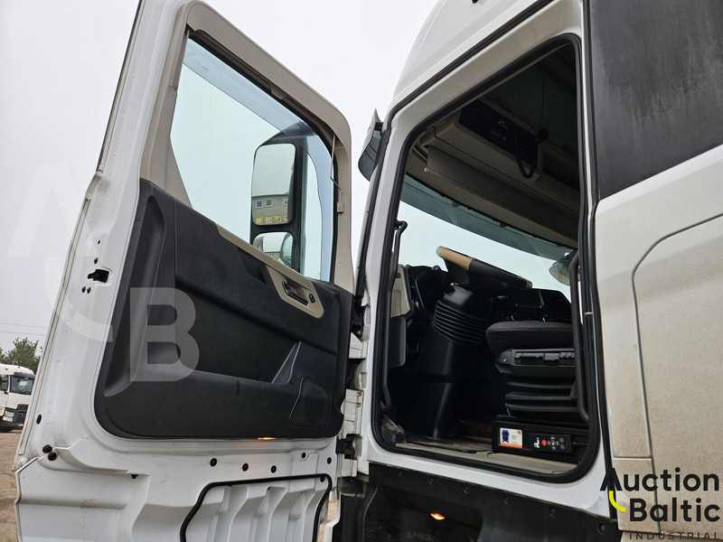 Ford F-MAX - Tractor unit: picture 5 Ford F-MAX - Tractor unit: picture 5