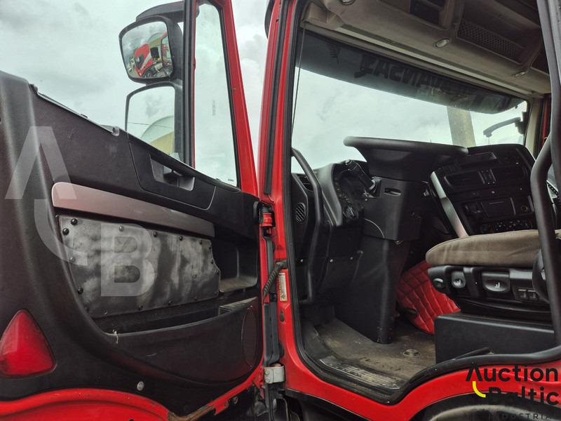Iveco AS 440 T/P - Tractor unit: picture 4 Iveco AS 440 T/P - Tractor unit: picture 4