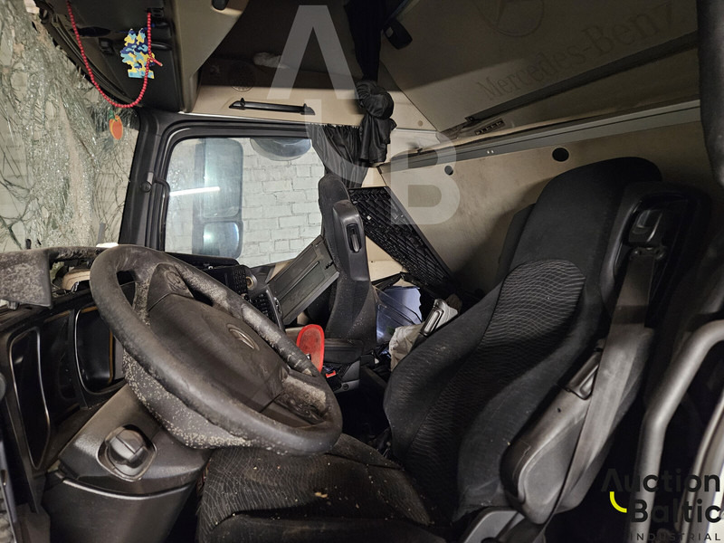 Mercedes-Benz 1845 - Tractor unit: picture 5 Mercedes-Benz 1845 - Tractor unit: picture 5