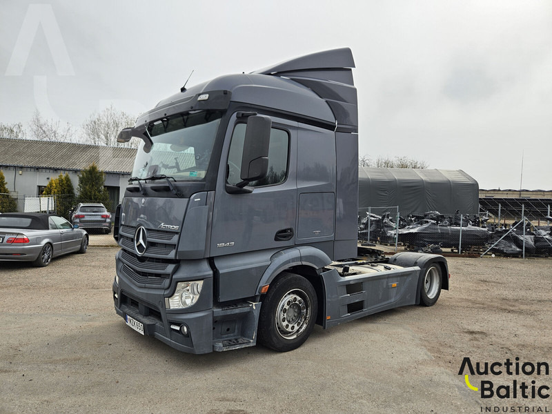 Mercedes-Benz Actros 1843 - Tractor unit: picture 2 Mercedes-Benz Actros 1843 - Tractor unit: picture 2