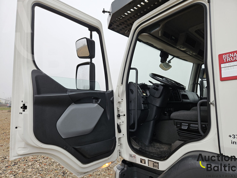 Renault D Wide - Tractor unit: picture 5 Renault D Wide - Tractor unit: picture 5