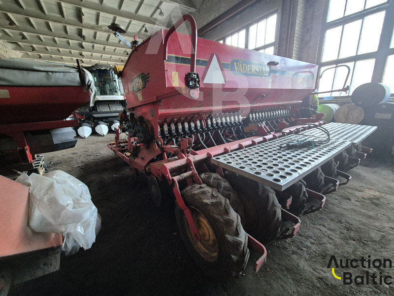 Vaderstad Rapid400C - Sowing equipment: picture 4 Vaderstad Rapid400C - Sowing equipment: picture 4