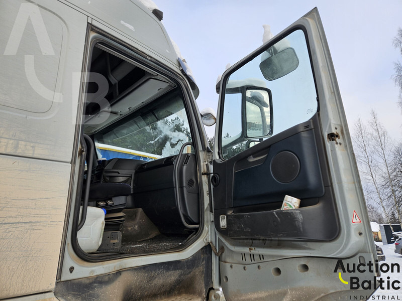 Volvo FH - Forestry trailer: picture 5 Volvo FH - Forestry trailer: picture 5