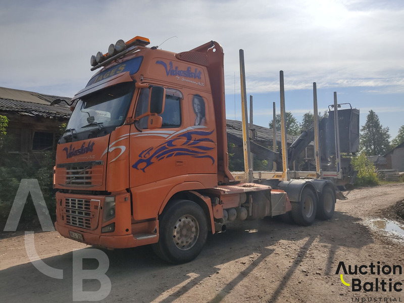 Volvo FH16 - Logging truck, Crane truck: picture 2 Volvo FH16 - Logging truck, Crane truck: picture 2