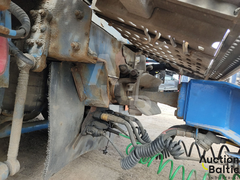 Autotransporter truck Volvo FM: picture 17 Autotransporter truck Volvo FM: picture 17