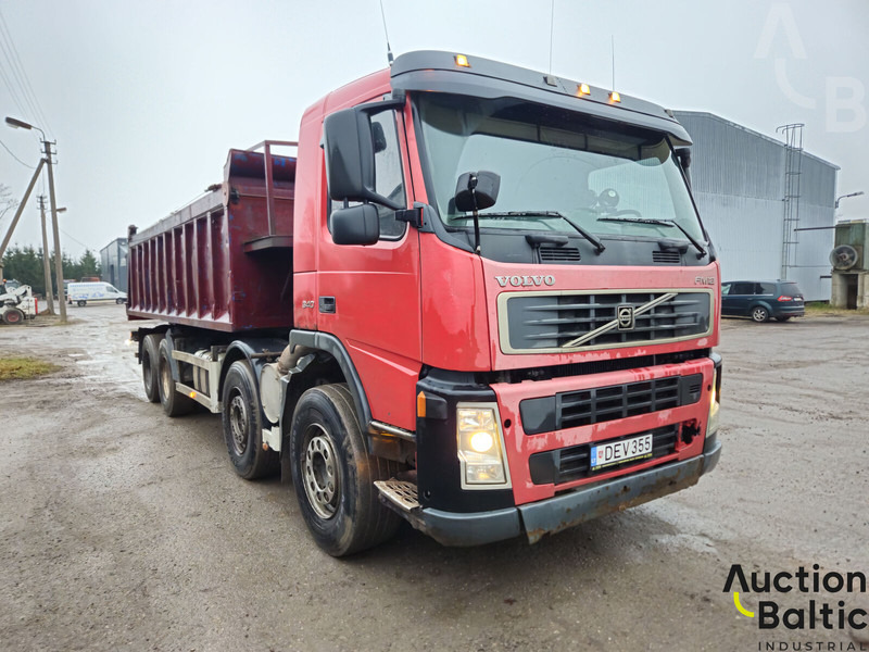 Volvo FM12 - Tipper: picture 2 Volvo FM12 - Tipper: picture 2
