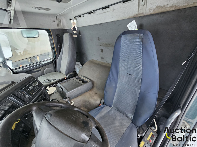 Tipper Volvo FM12: picture 11