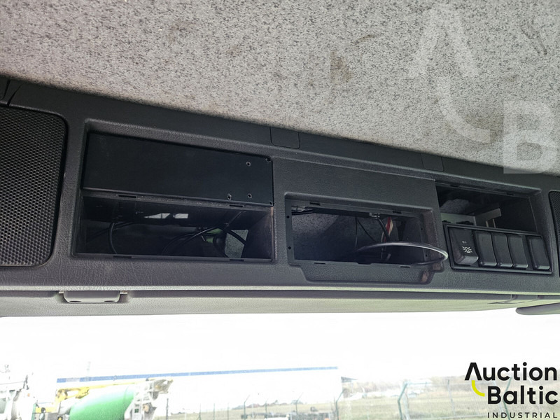 Concrete mixer truck Volvo FM12: picture 11 Concrete mixer truck Volvo FM12: picture 11