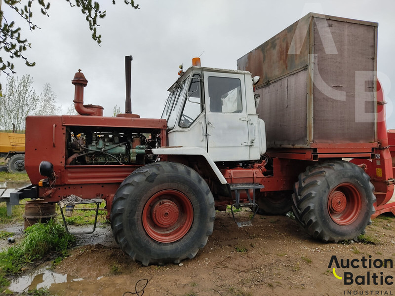 XTZ T-150K - Farm tractor: picture 3 XTZ T-150K - Farm tractor: picture 3