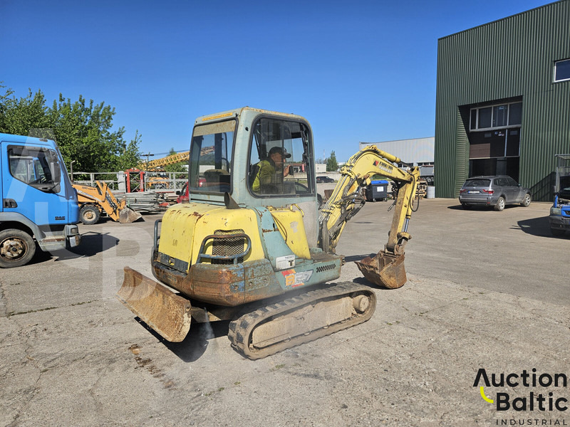 Yanmar B 27-2 A - Mini excavator: picture 2 Yanmar B 27-2 A - Mini excavator: picture 2