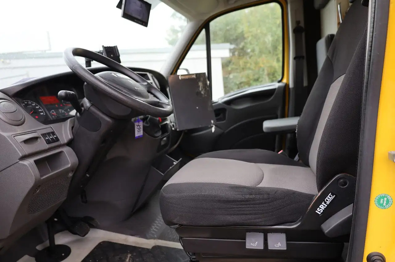 Box van Iveco IS35SI2AA Daily/ Regalsystem/Luftfeder/1. Hand/: picture 13