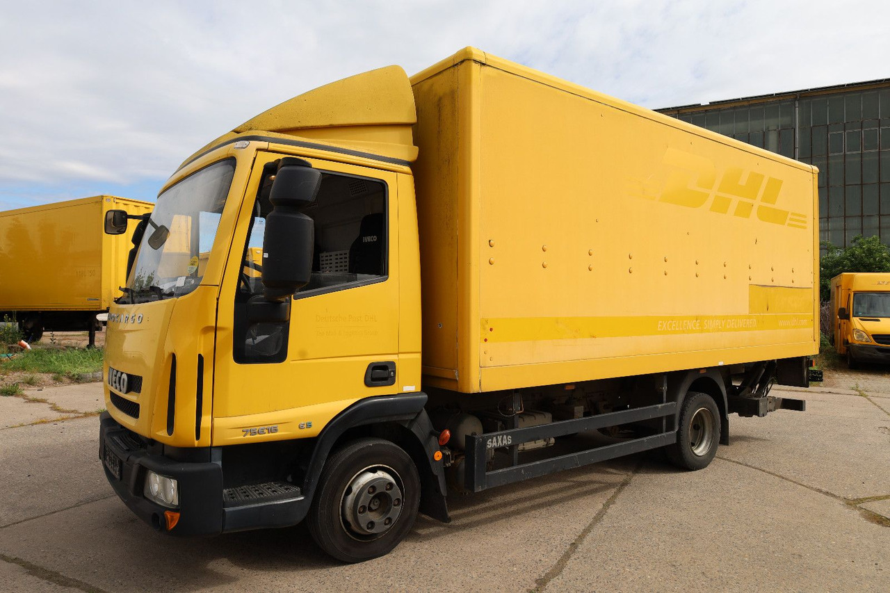 Iveco M752/Koffer/ 1. Hand - Box van: picture 3 Iveco M752/Koffer/ 1. Hand - Box van: picture 3