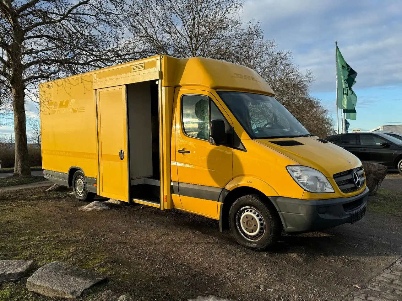 Mercedes-Benz Sprinter II Pritsche/ Koffer/Regalsystem - Box van: picture 5 Mercedes-Benz Sprinter II Pritsche/ Koffer/Regalsystem - Box van: picture 5