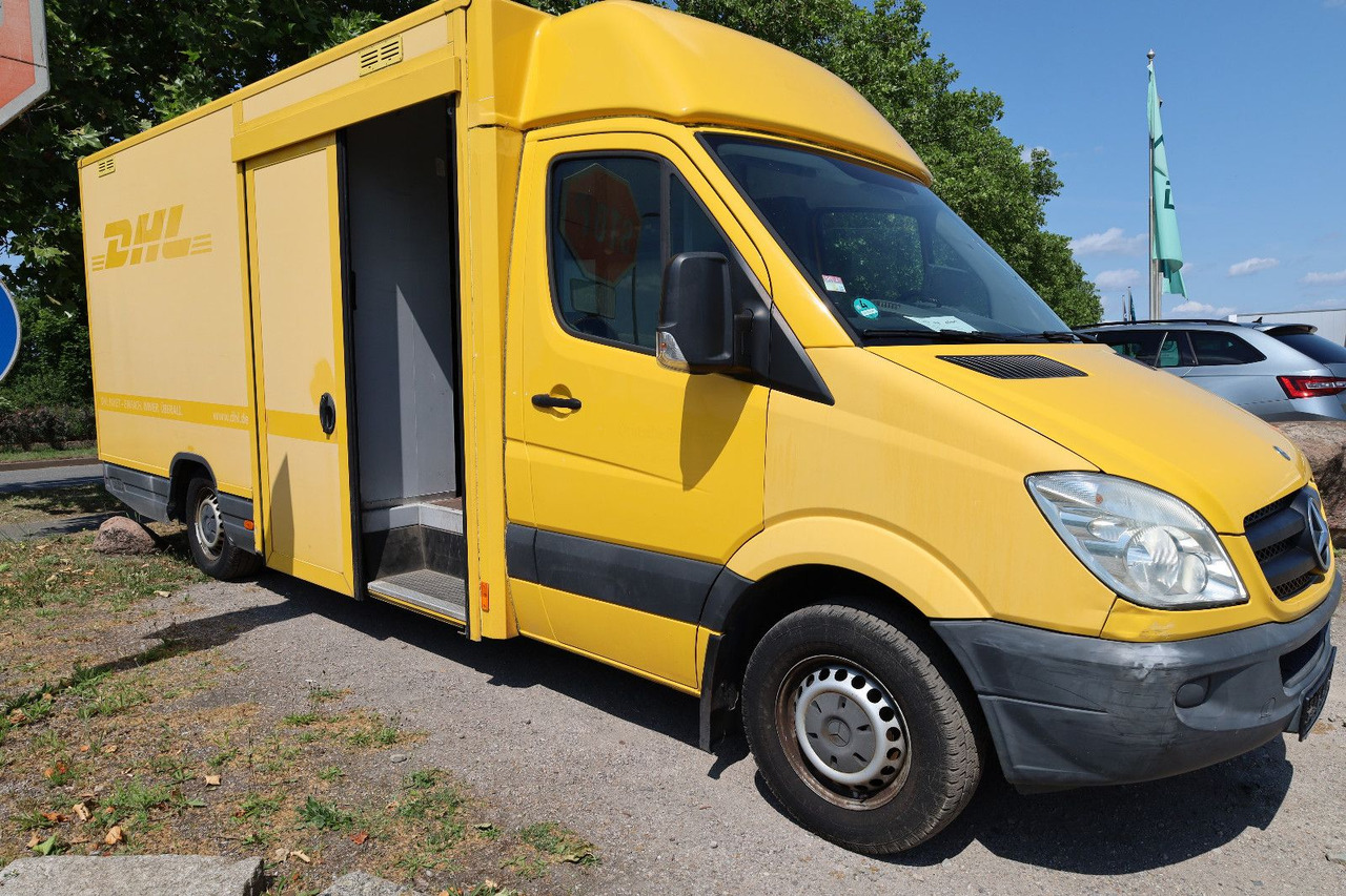 Mercedes-Benz Sprinter II Pritsche/ Koffer/Regalsystem - Box van: picture 3 Mercedes-Benz Sprinter II Pritsche/ Koffer/Regalsystem - Box van: picture 3