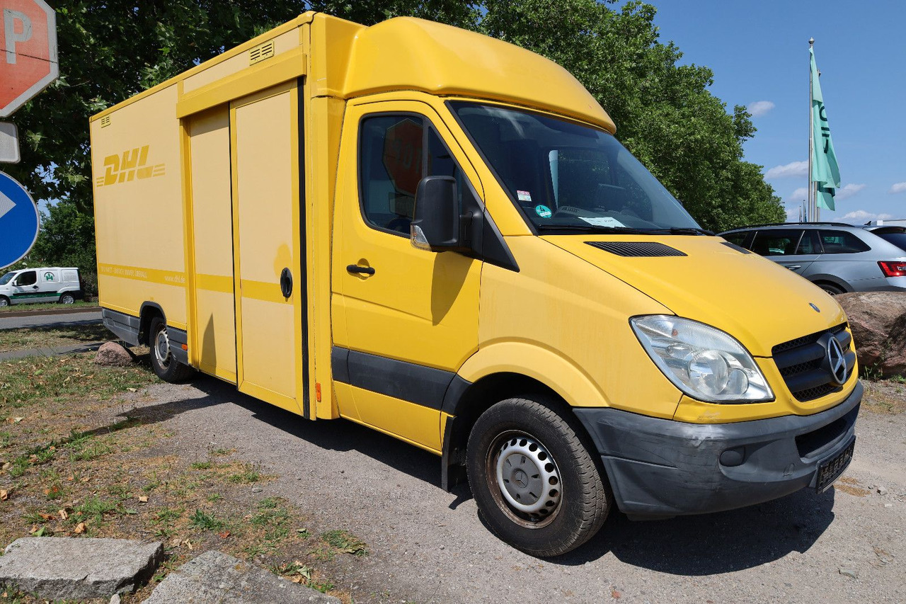 Mercedes-Benz Sprinter II Pritsche/ Koffer/Regalsystem - Box van: picture 1 Mercedes-Benz Sprinter II Pritsche/ Koffer/Regalsystem - Box van: picture 1