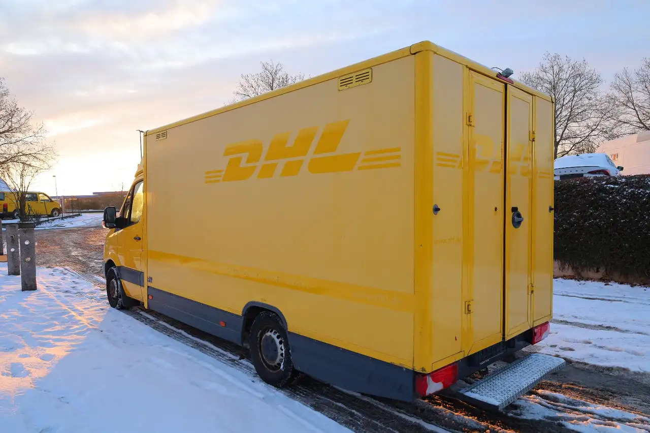 Mercedes-Benz Sprinter/ Koffer/Regalsystem - Box van: picture 3 Mercedes-Benz Sprinter/ Koffer/Regalsystem - Box van: picture 3