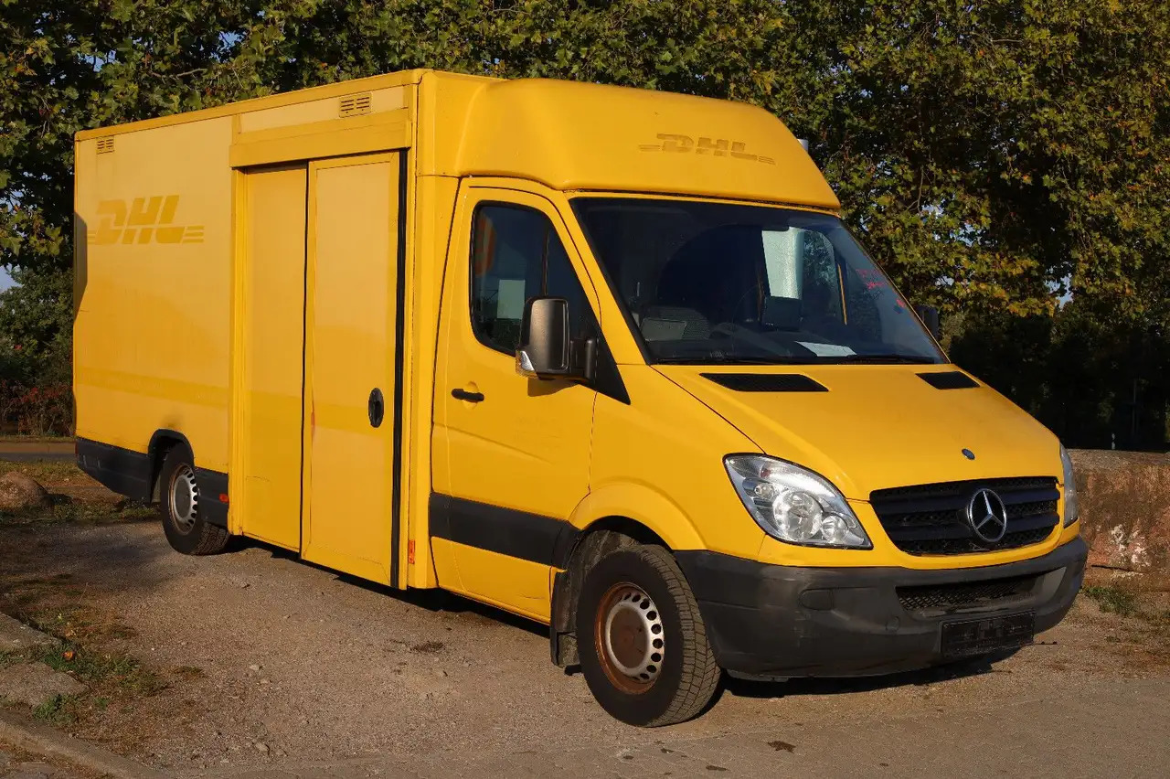 Mercedes-Benz Sprinter II Pritsche/ Koffer/Regalsystem - Other machinery: picture 1 Mercedes-Benz Sprinter II Pritsche/ Koffer/Regalsystem - Other machinery: picture 1