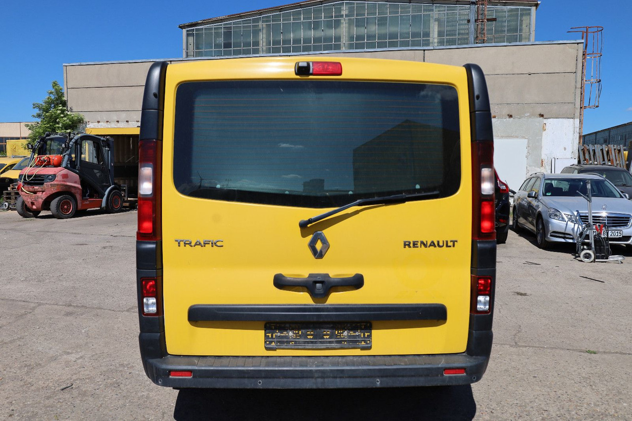 Renault Trafic Komfort/1. Hand/88kW/ MOTORSCHADEN - Small van: picture 3 Renault Trafic Komfort/1. Hand/88kW/ MOTORSCHADEN - Small van: picture 3