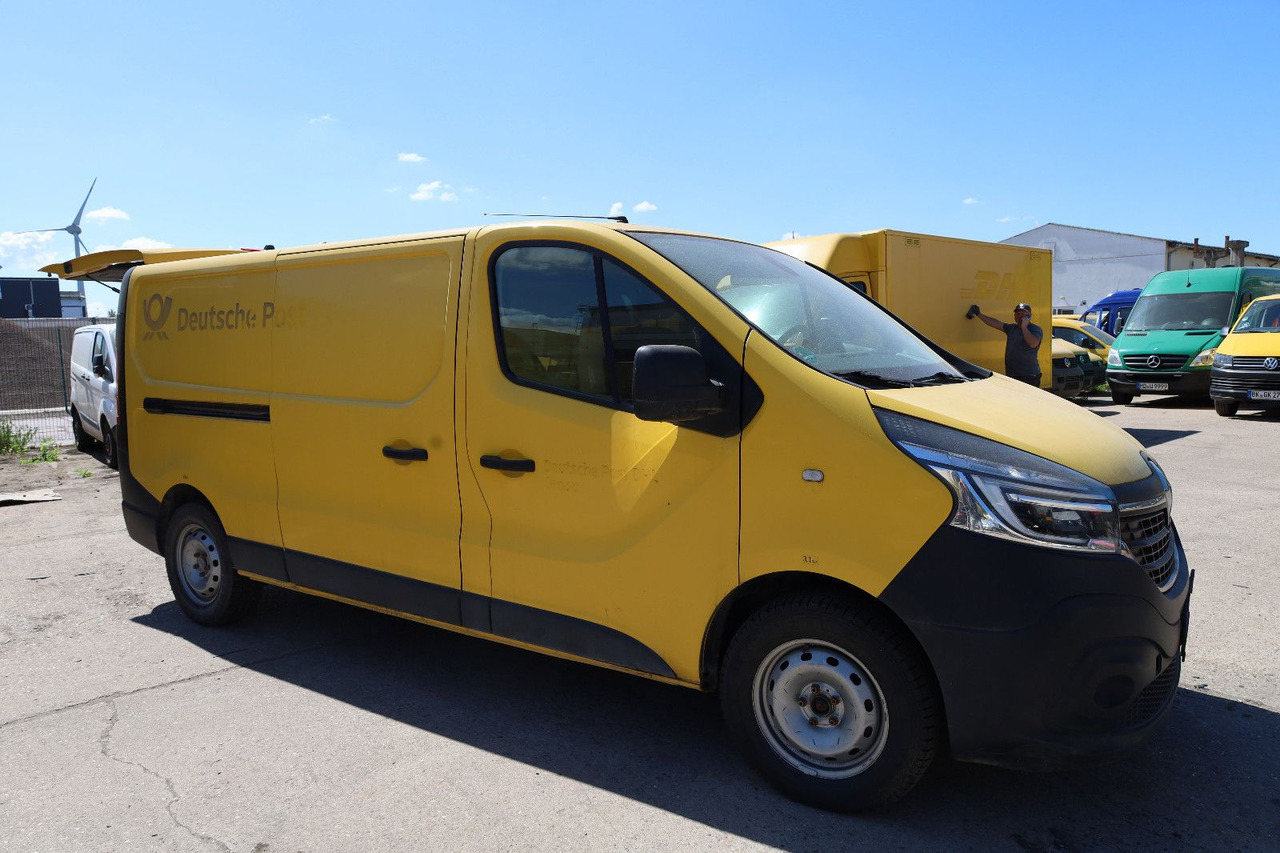 Renault Trafic Komfort/1. Hand/88kW/ MOTORSCHADEN - Small van: picture 2 Renault Trafic Komfort/1. Hand/88kW/ MOTORSCHADEN - Small van: picture 2