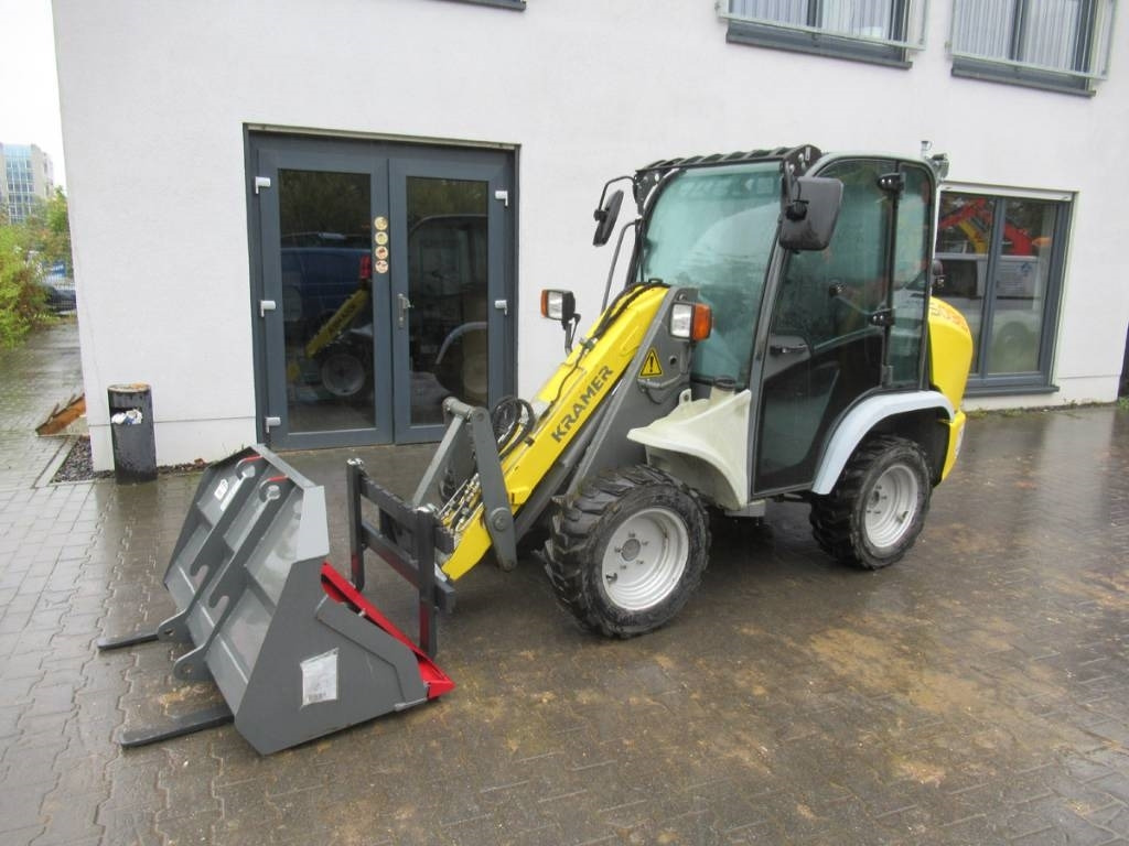 Kramer 5035 neue Schaufel Gabel - Wheel loader: picture 1 Kramer 5035 neue Schaufel Gabel - Wheel loader: picture 1