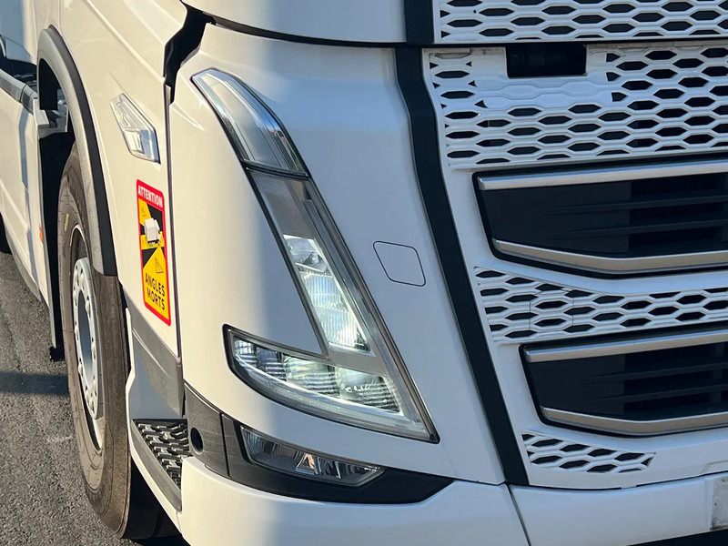 Volvo FH 500 508.000km*FH500 XL 2023 model*full color - Tractor unit: picture 3 Volvo FH 500 508.000km*FH500 XL 2023 model*full color - Tractor unit: picture 3