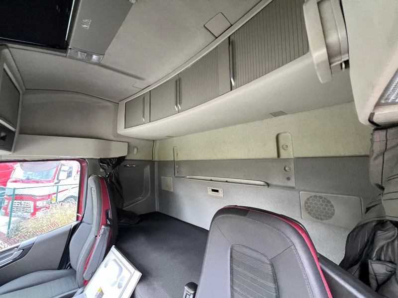 Tractor unit Volvo FH 540 FH540 Euro6 2015: picture 14