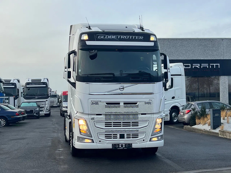 Volvo FH 540 Park cool*FH 540 full white ALCOA*2019 model - Tractor unit: picture 2 Volvo FH 540 Park cool*FH 540 full white ALCOA*2019 model - Tractor unit: picture 2