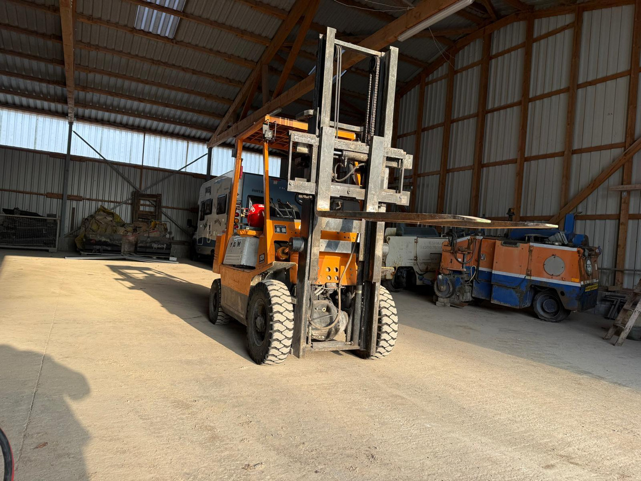 Yang YAM FG 20 macht was er soll - Forklift: picture 2 Yang YAM FG 20 macht was er soll - Forklift: picture 2