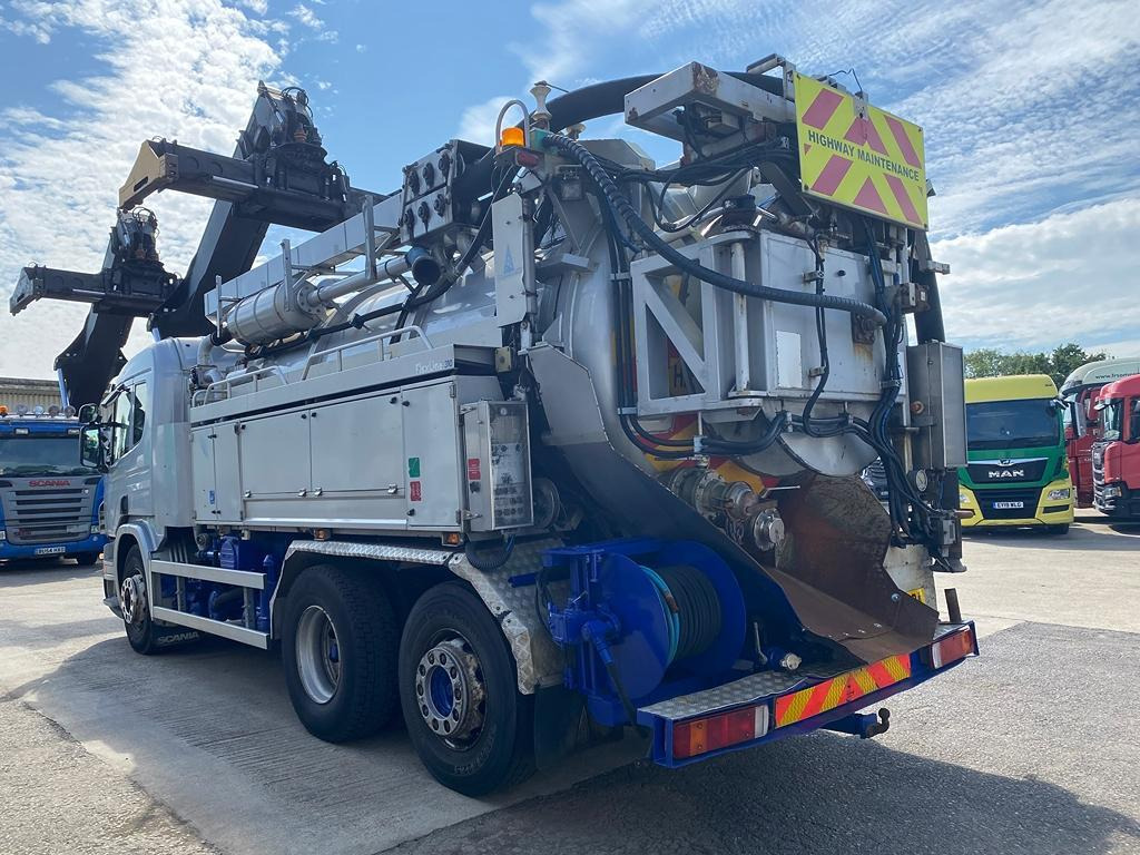 Scania JHL jetter combi P340 - Vacuum truck: picture 2 Scania JHL jetter combi P340 - Vacuum truck: picture 2