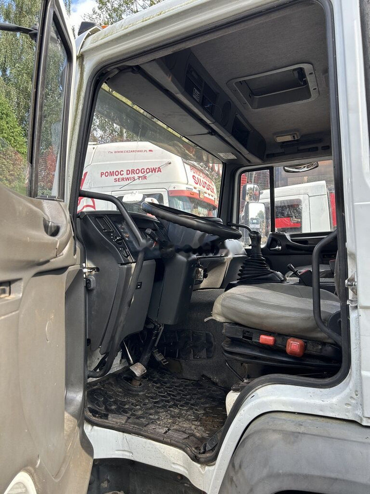 Volvo FL6.18 - Vacuum truck: picture 5 Volvo FL6.18 - Vacuum truck: picture 5