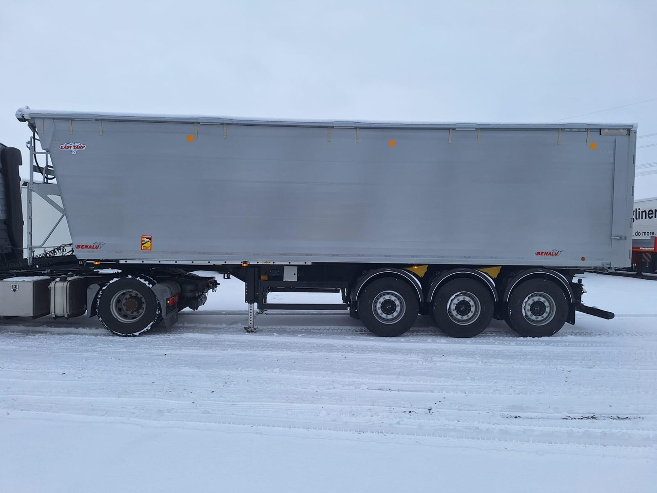 Benalu BULKLINER S95 Kombiklappe 50m³ 54m³ El. Verdeck - Tipper semi-trailer: picture 2 Benalu BULKLINER S95 Kombiklappe 50m³ 54m³ El. Verdeck - Tipper semi-trailer: picture 2
