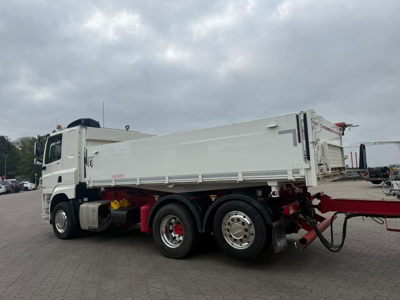 DAF CF 480 FAN 6x2 Dreiseitenkipper Inkl. Anhänger - Tipper: picture 4 DAF CF 480 FAN 6x2 Dreiseitenkipper Inkl. Anhänger - Tipper: picture 4