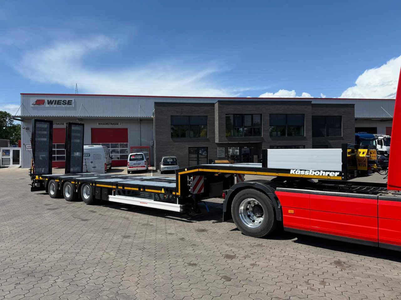 Kässbohrer SLS.HS Tieflader mit hydr. Schwanenhals - Low loader semi-trailer: picture 4 Kässbohrer SLS.HS Tieflader mit hydr. Schwanenhals - Low loader semi-trailer: picture 4